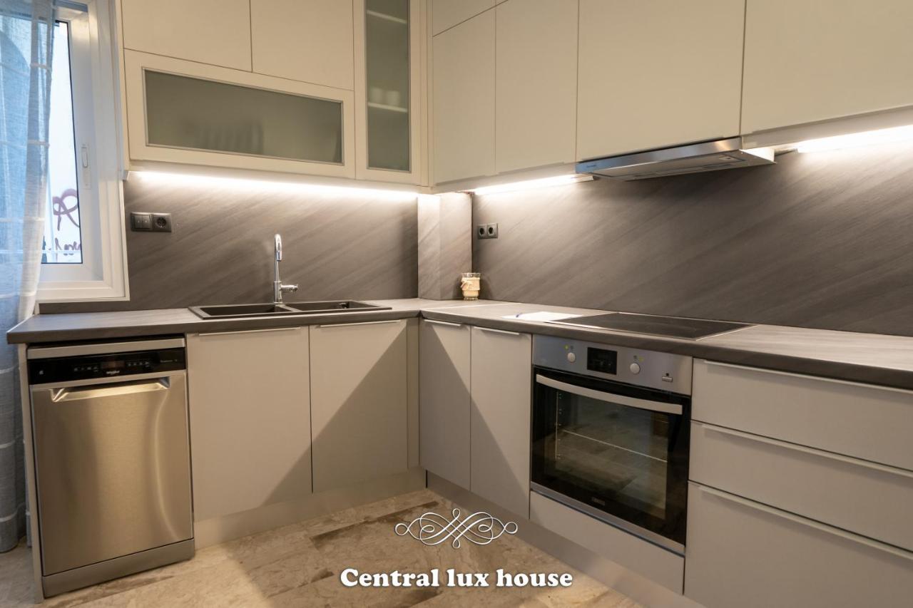 Central Lux House Kalamata Exterior foto